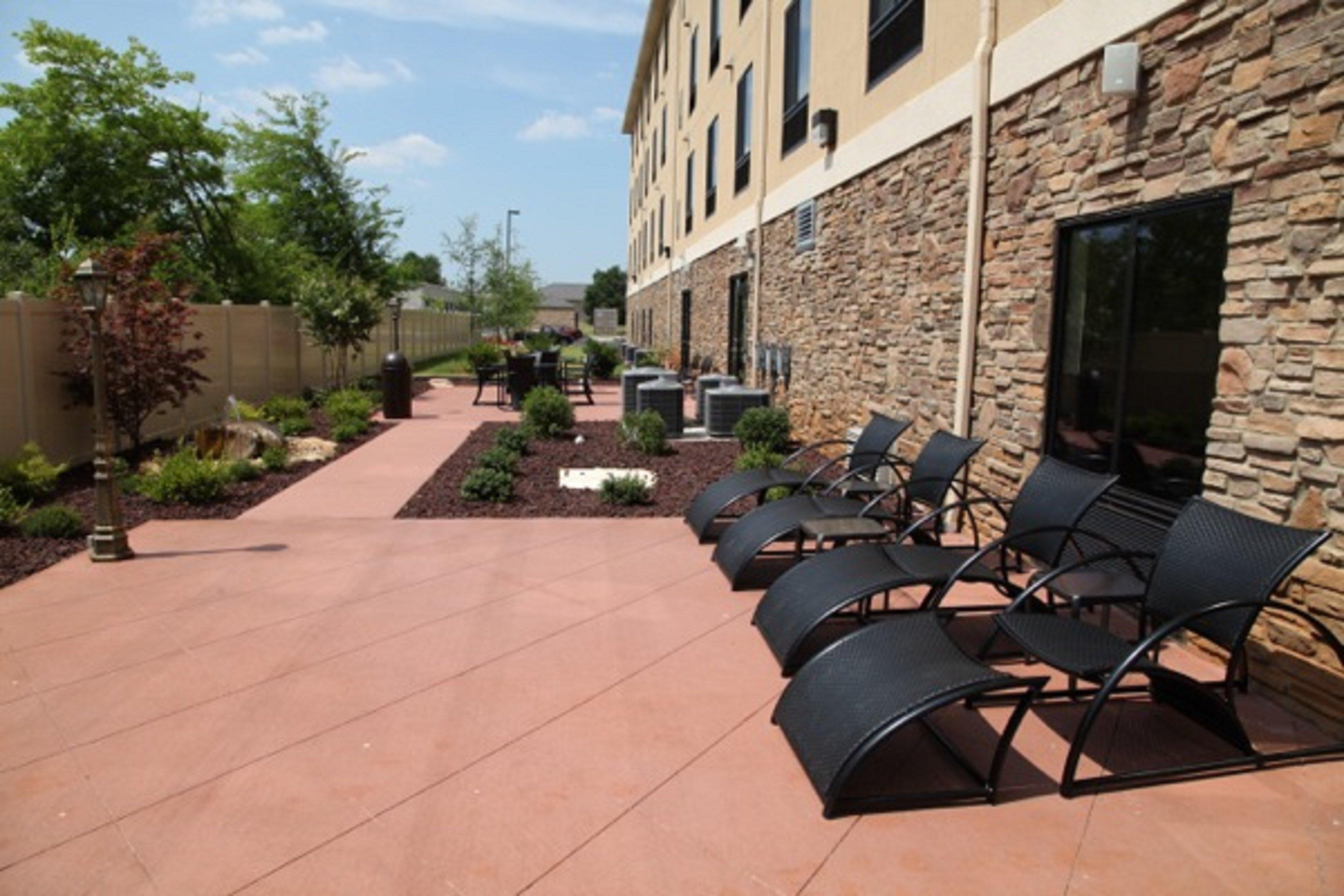 Holiday Inn Express & Suites - Huntsville Airport By Ihg Madison Exterior foto